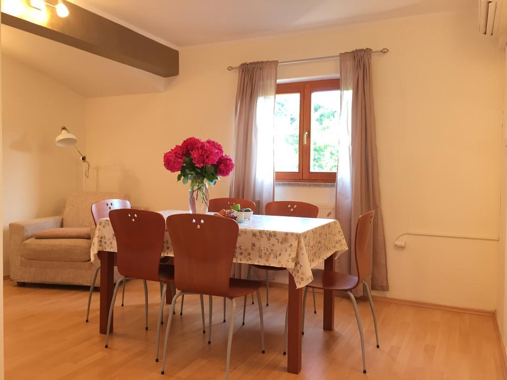 Holiday Home Maver Forty Пореч Экстерьер фото