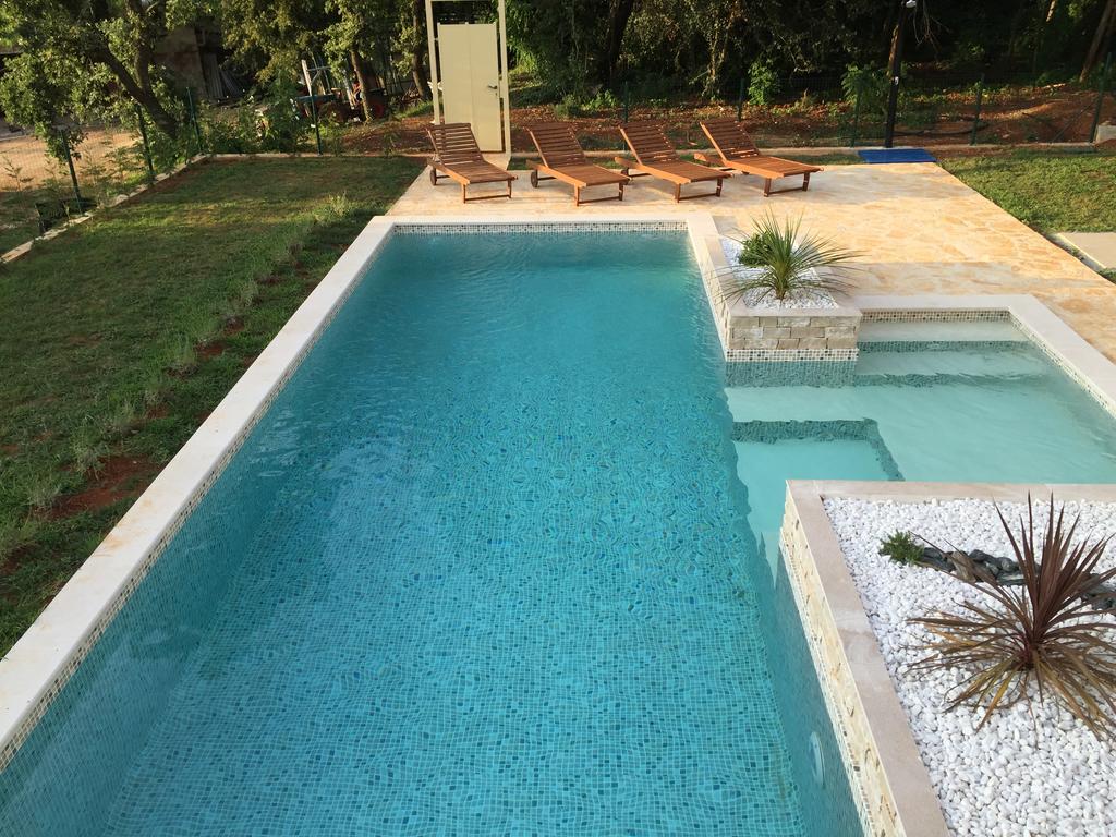 Holiday Home Maver Forty Пореч Экстерьер фото